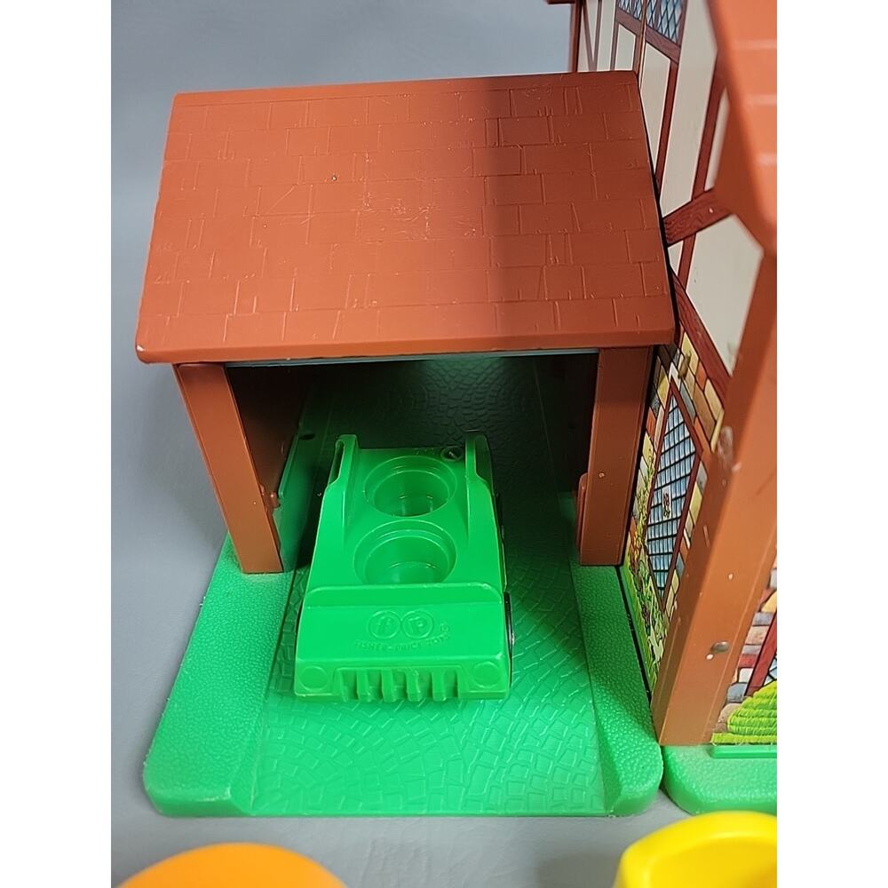 Fisher-Price Little People Play Family House 952 Brown TUDOR Vintage 1969-1980 - Picture 4 of 13